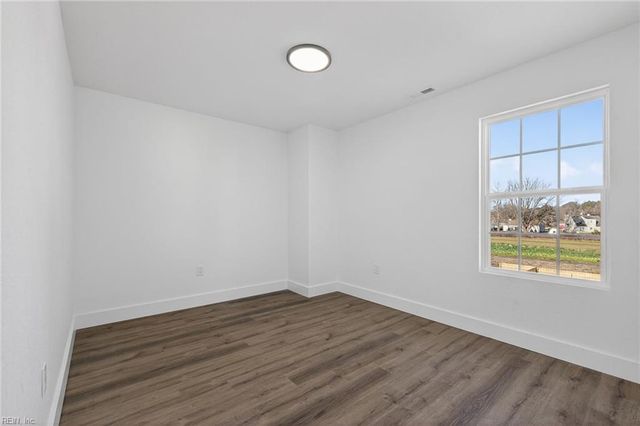 3213 Shell RD, Hampton, VA 23661