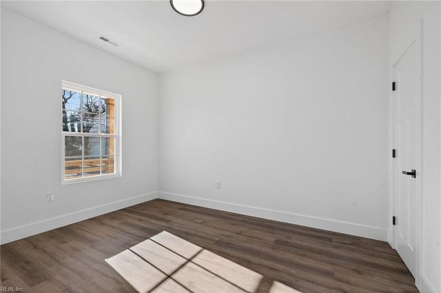 3213 Shell RD, Hampton, VA 23661