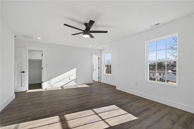 3213 Shell RD, Hampton, VA 23661