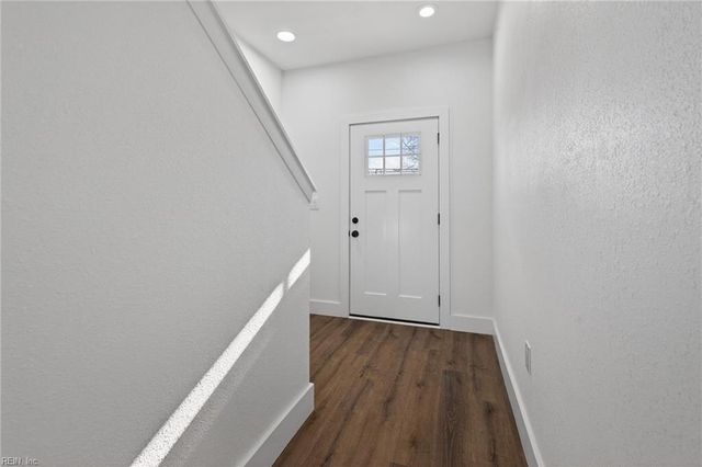 3213 Shell RD, Hampton, VA 23661