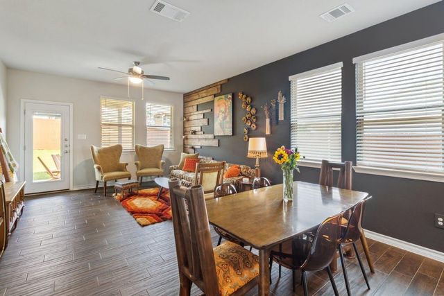 707 Eves Necklace DR, Buda, TX 78610