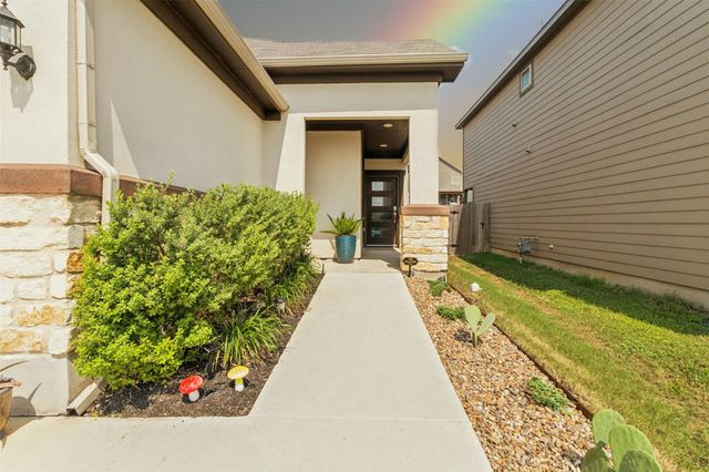 707 Eves Necklace DR, Buda, TX 78610