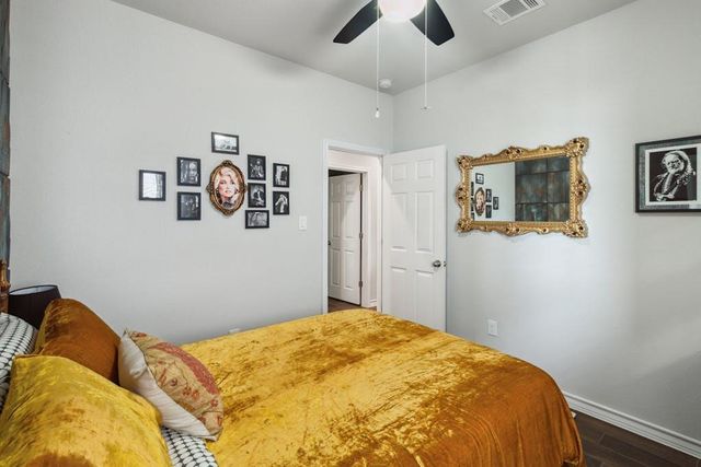 707 Eves Necklace DR, Buda, TX 78610
