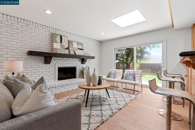 7527 Blue Fox Way, San Ramon, CA 94583