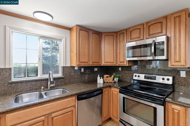 7527 Blue Fox Way, San Ramon, CA 94583