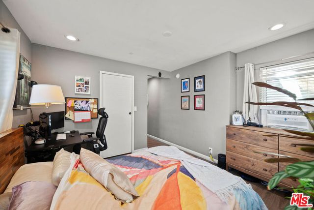2227 Alsace Avenue, Los Angeles, CA 90016
