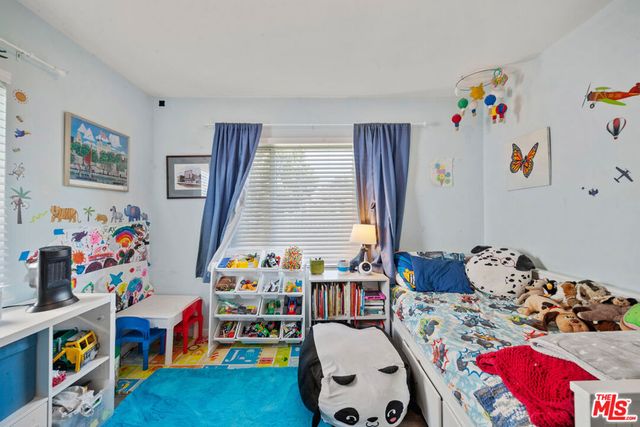 2227 Alsace Avenue, Los Angeles, CA 90016