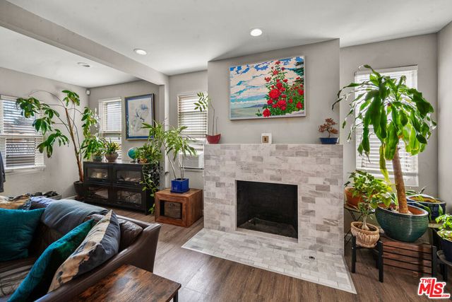 2227 Alsace Avenue, Los Angeles, CA 90016