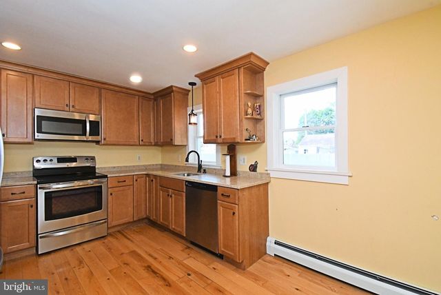 44 E SEVENTH ST, Lansdale, PA 19446