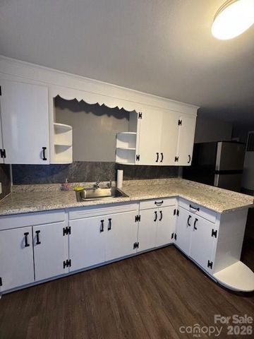 3309 Clarence Towery Circle, Hildebran, NC 28637