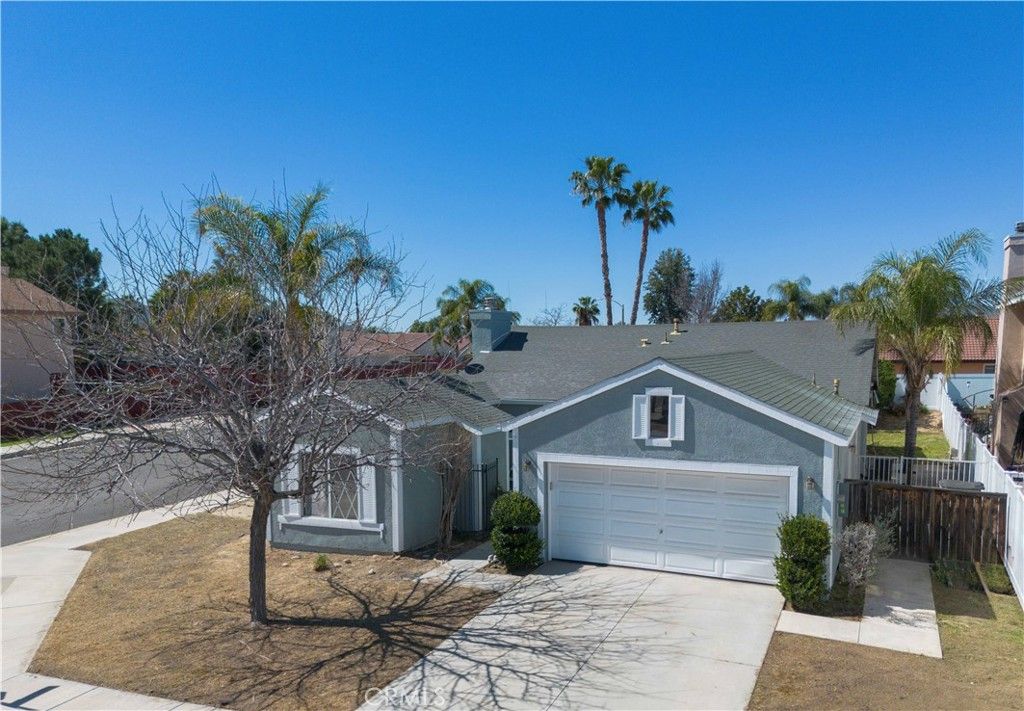 1393 Rabbit Peak, Hemet, CA 92545