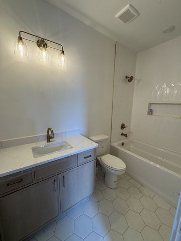 646A James Ave A, Nashville, TN 37209