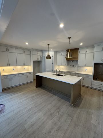 646A James Ave A, Nashville, TN 37209