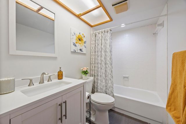 6388 Aspen Glen Circle, Boynton Beach, FL 33437