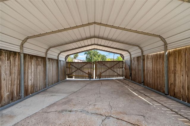 501 Del Mar Blvd, Corpus Christi, TX 78404