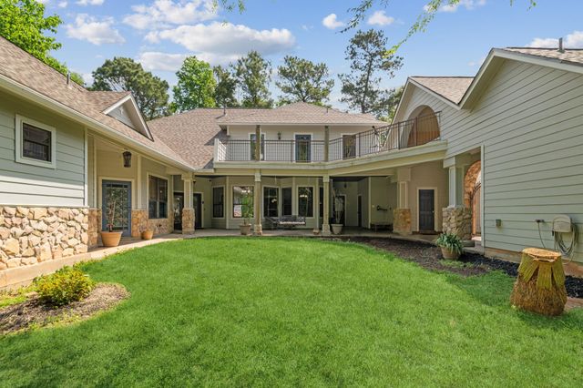103 Leah Drive, Montgomery, TX 77316