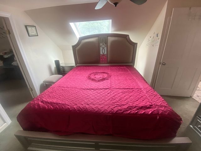 81 Clark Ave, Dracut, MA 01826