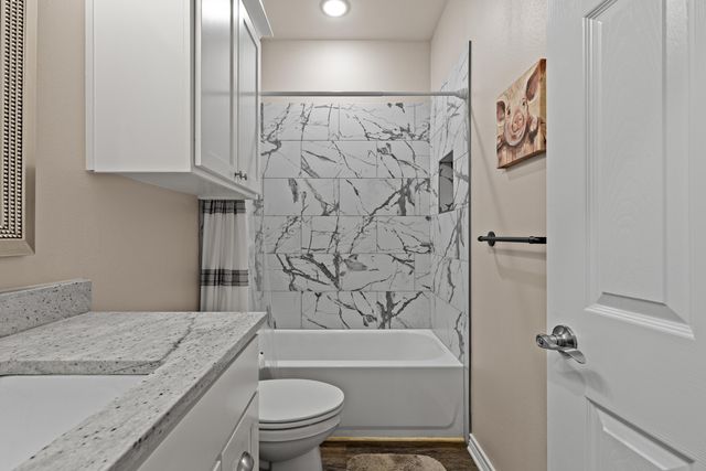 108 Heartland Xing, Diana, TX 75640