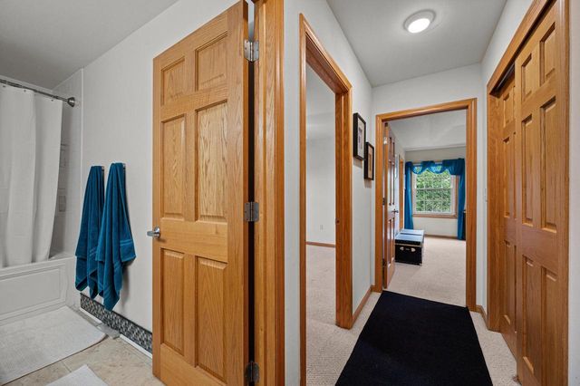 W2224 Oak Ridge AVENUE, East Troy, WI 53120