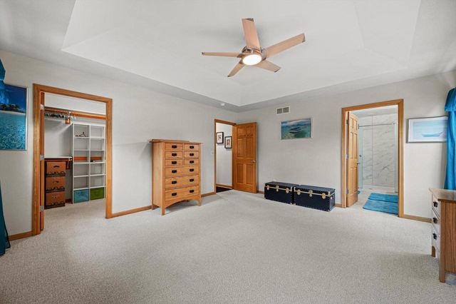 W2224 Oak Ridge AVENUE, East Troy, WI 53120