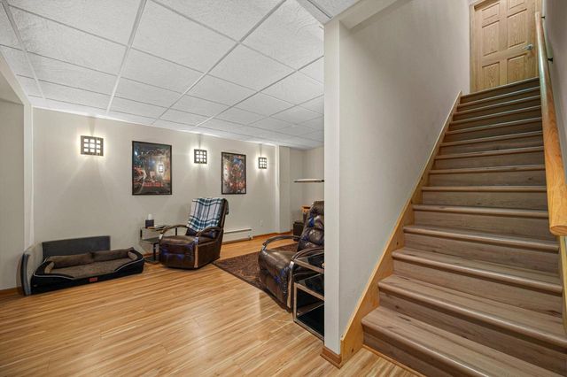 W2224 Oak Ridge AVENUE, East Troy, WI 53120