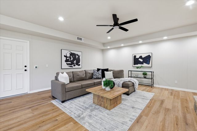 6705 Park Place Drive, Richland Hills, TX 76118