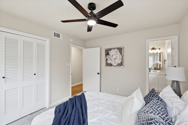 6705 Park Place Drive, Richland Hills, TX 76118