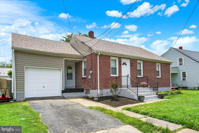 522 E SIMPSON ST, Mechanicsburg, PA 17055