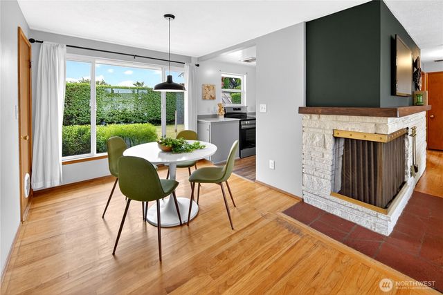 6019 S 118th Place, Seattle, WA 98178
