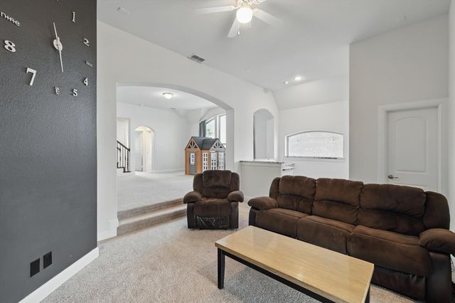 2839 Terrosa Drive, Grand Prairie, TX 75054