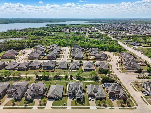 2839 Terrosa Drive, Grand Prairie, TX 75054
