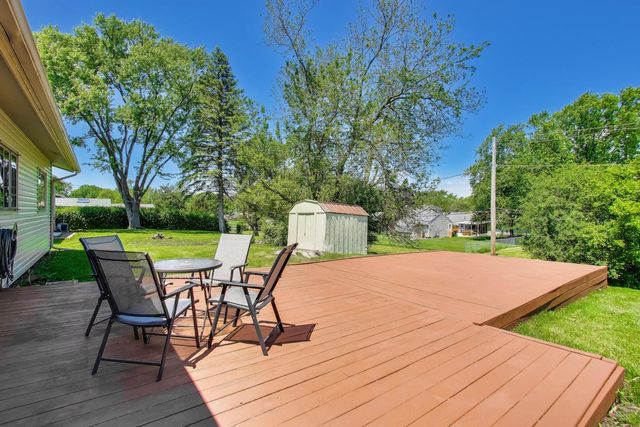 420 Bode Road, Hoffman Estates, IL 60169