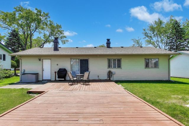 420 Bode Road, Hoffman Estates, IL 60169