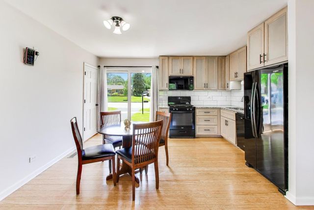 420 Bode Road, Hoffman Estates, IL 60169