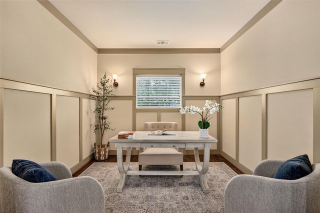 402 S Kentucky Street, Mckinney, TX 75069