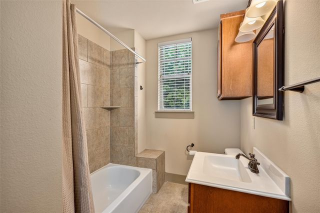 402 S Kentucky Street, Mckinney, TX 75069
