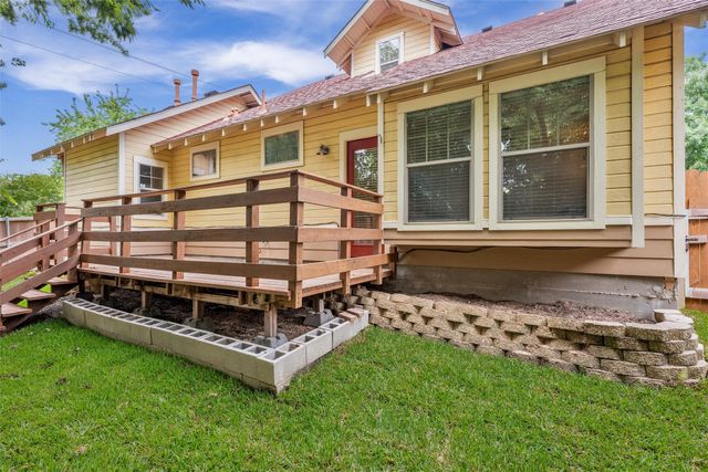 402 S Kentucky Street, Mckinney, TX 75069