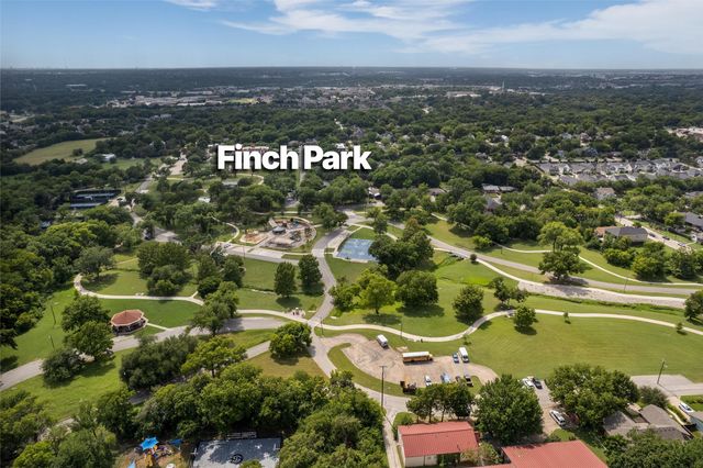 402 S Kentucky Street, Mckinney, TX 75069