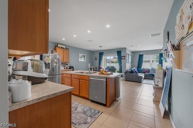 2614 SW 1st AVE, Cape Coral, FL 33914