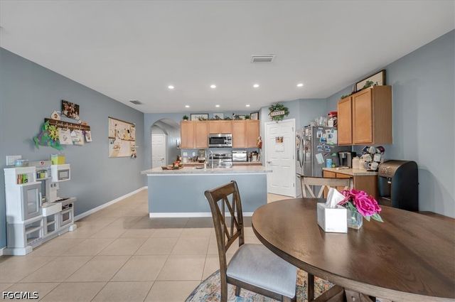 2614 SW 1st AVE, Cape Coral, FL 33914