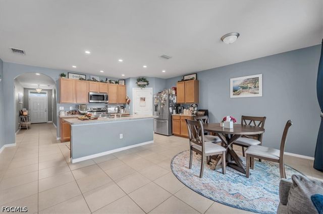 2614 SW 1st AVE, Cape Coral, FL 33914
