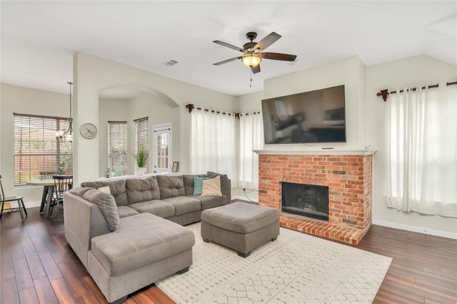 1905 Switzerland Avenue, Plano, TX 75025