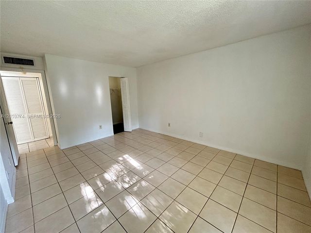 14301 N Kendall Dr 109B, Miami, FL 33186