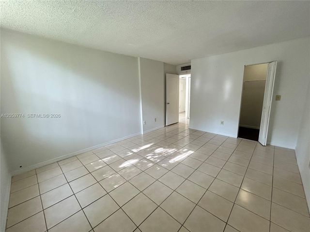 14301 N Kendall Dr 109B, Miami, FL 33186