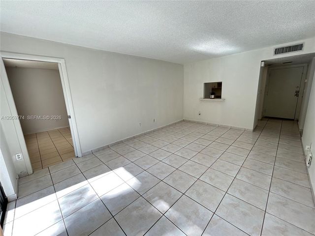 14301 N Kendall Dr 109B, Miami, FL 33186