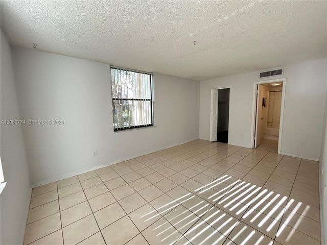 14301 N Kendall Dr 109B, Miami, FL 33186