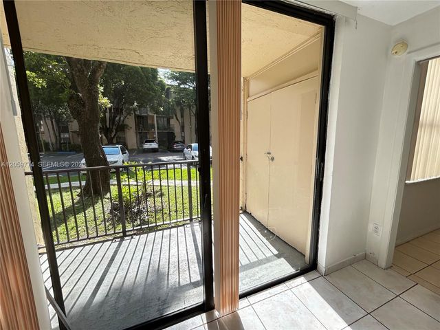14301 N Kendall Dr 109B, Miami, FL 33186