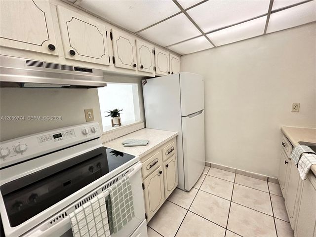 14301 N Kendall Dr 109B, Miami, FL 33186