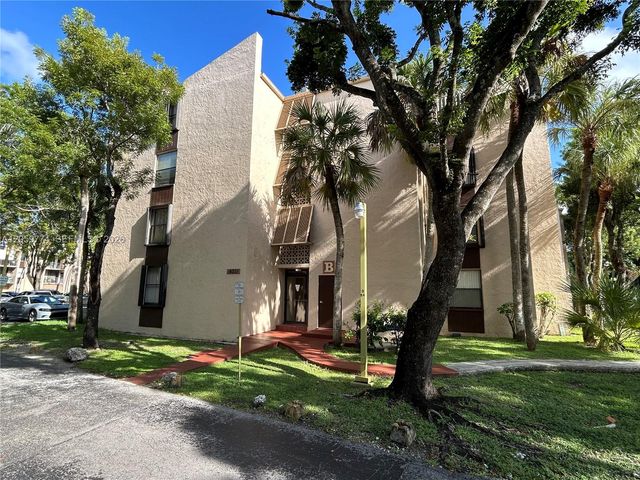14301 N Kendall Dr 109B, Miami, FL 33186