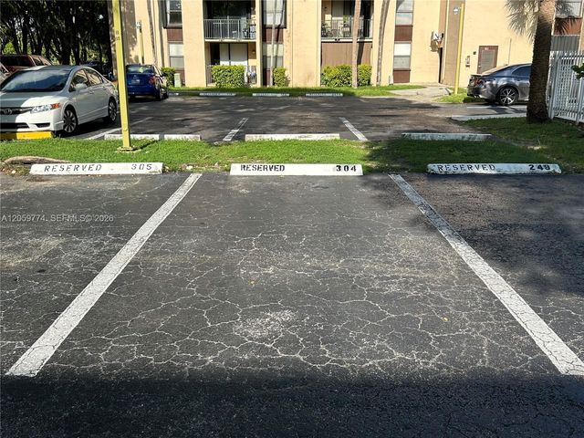 14301 N Kendall Dr 109B, Miami, FL 33186